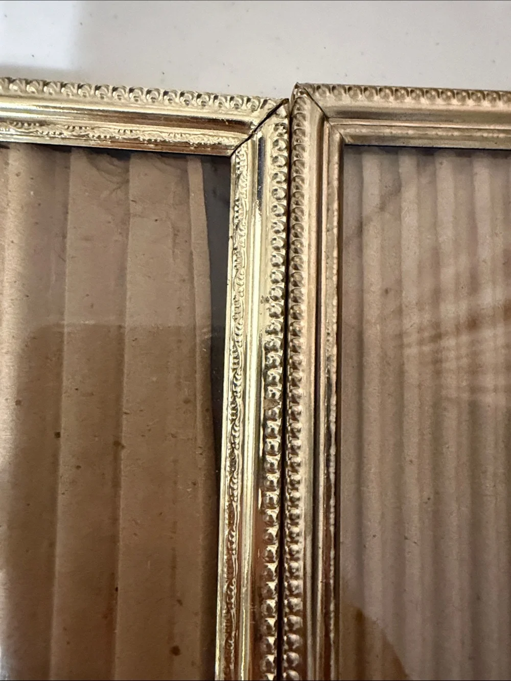 Vintage MCM 60’s-70’s Gold Picture Frame set 5x7  &. 8x10